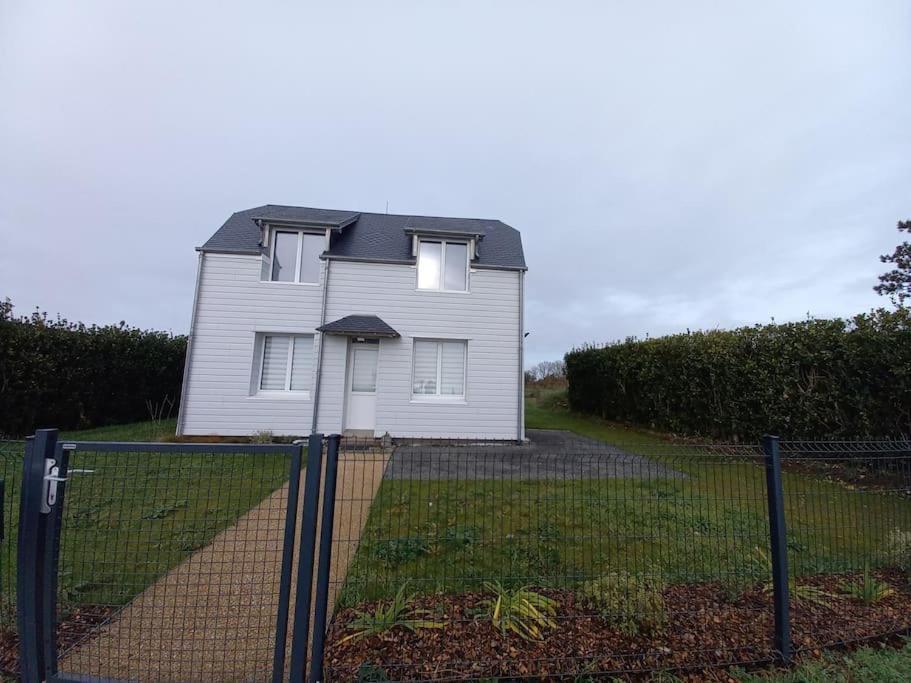 Maison Vue Sur Le Mont Saint Michel Et Sa Baie Champeaux Eksteriør billede